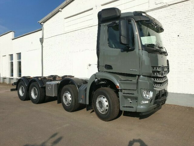 DAIMLER-BENZ Arocs