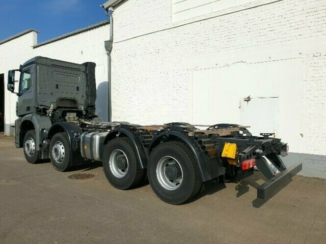 DAIMLER-BENZ Arocs