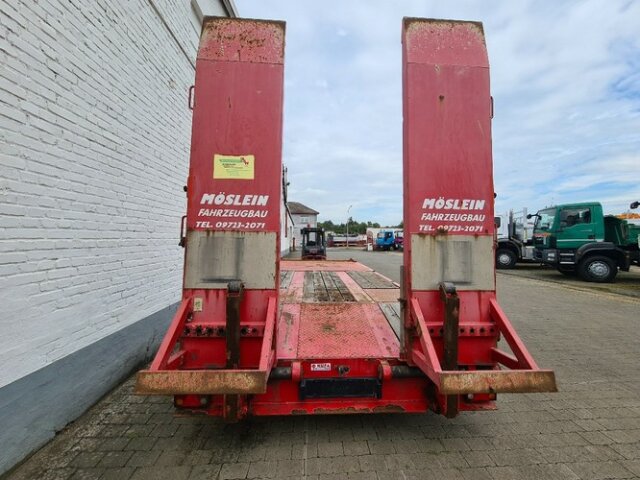 MOESLEIN -