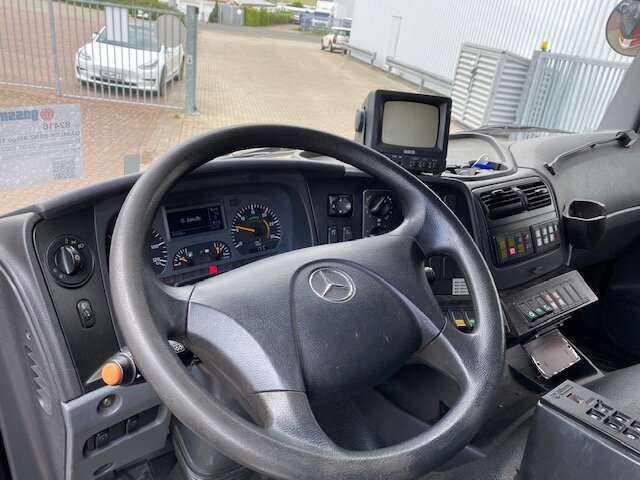 DAIMLER-BENZ Atego