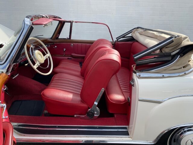 MERCEDES-BENZ 220