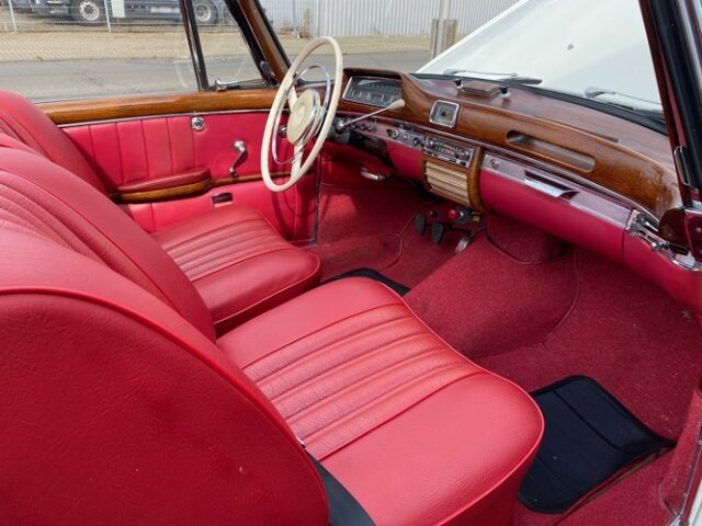 MERCEDES-BENZ 220