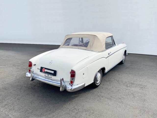 MERCEDES-BENZ 220