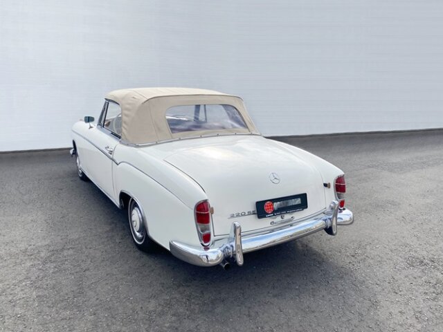 MERCEDES-BENZ 220