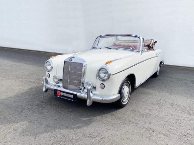 MERCEDES-BENZ 220