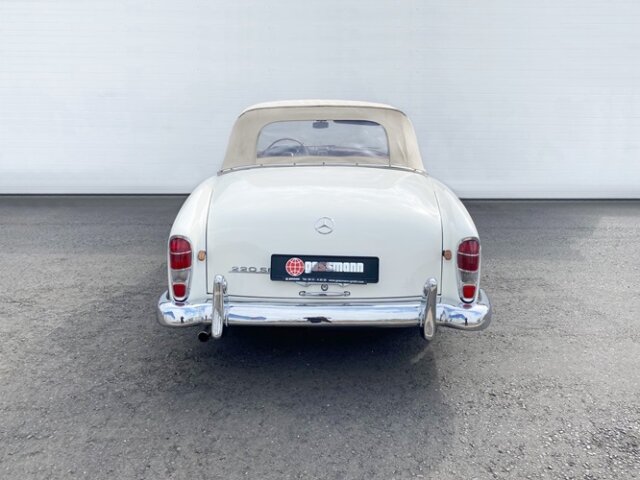 MERCEDES-BENZ 220