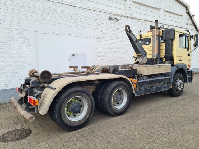 MAN T48