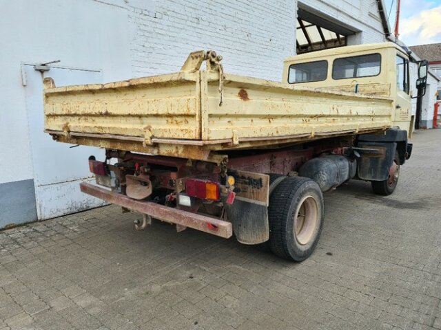 DAIMLER-BENZ Andere