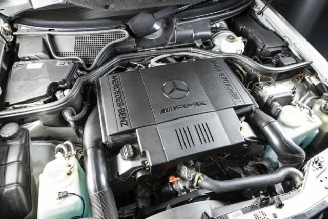MERCEDES-BENZ E 50