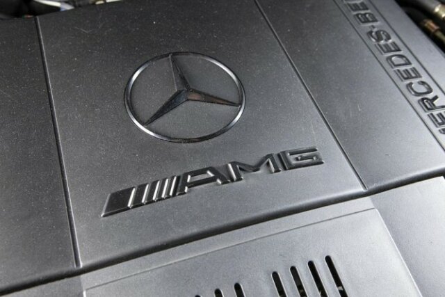 MERCEDES-BENZ E 50