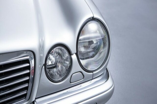 MERCEDES-BENZ E 50