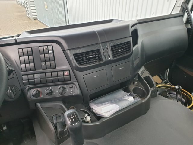 IVECO-MAGIRUS Trakker