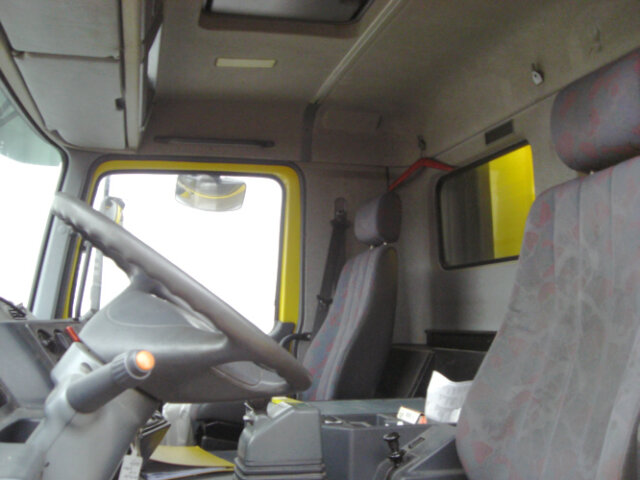 DAIMLER-BENZ Actros