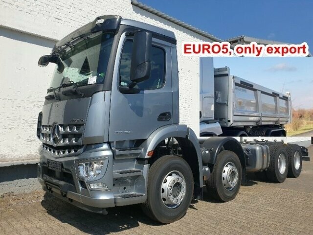 Mercedes-BenzArocs