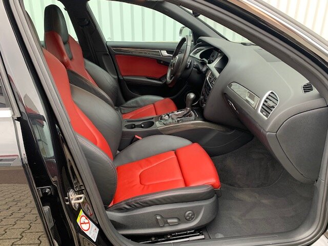 AUDI S4