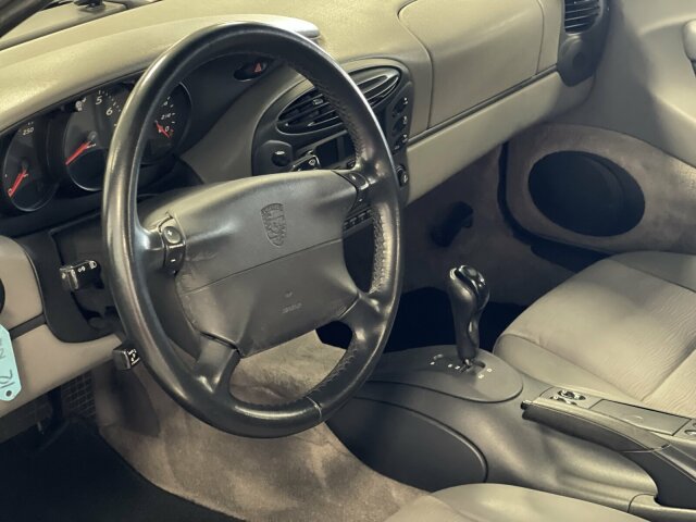 PORSCHE Boxster