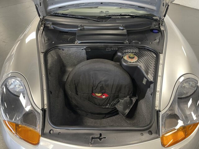 PORSCHE Boxster
