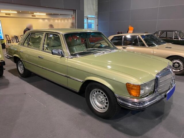 Mercedes-Benz450