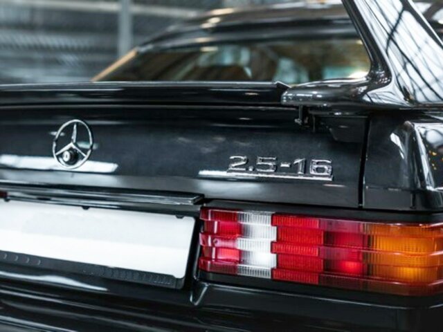MERCEDES-BENZ 190 E