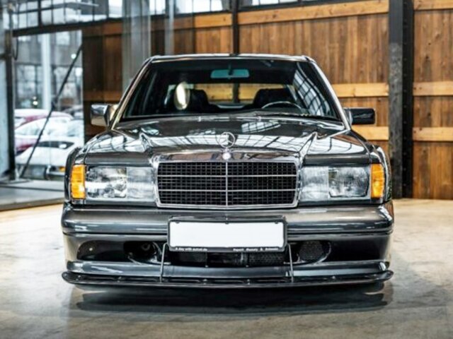 MERCEDES-BENZ 190 E