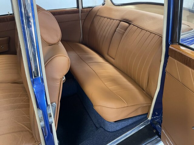 BMW 502