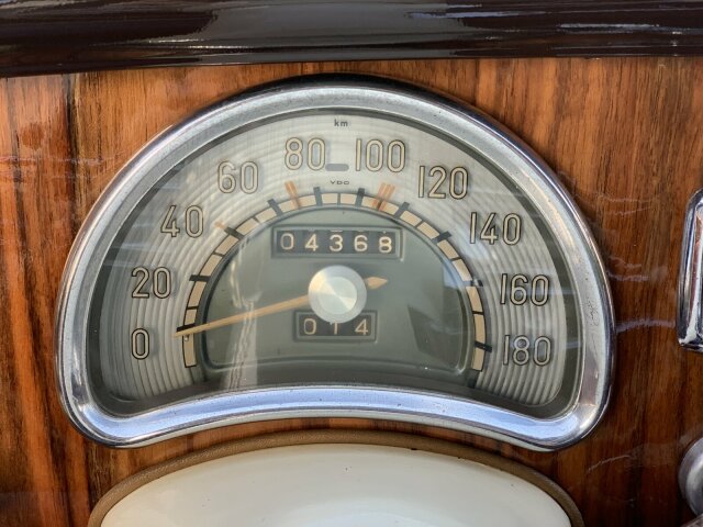 BMW 502