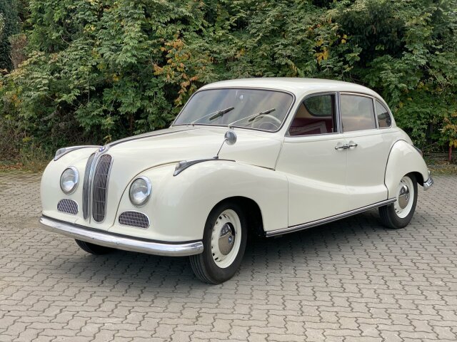 BMW501