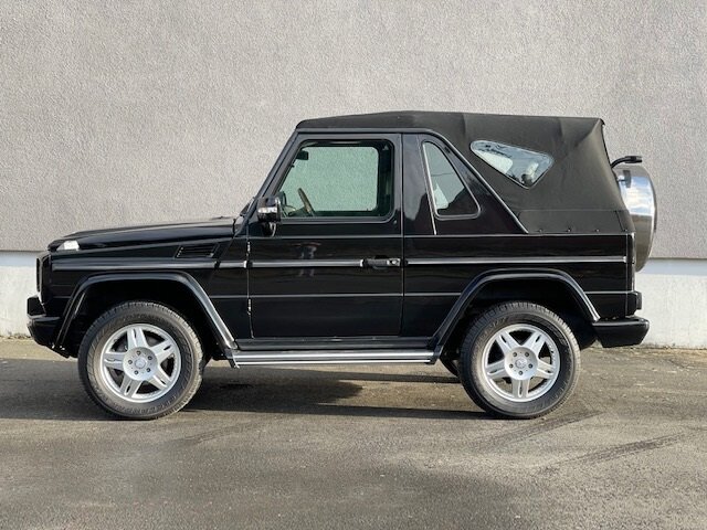 MERCEDES-BENZ G 400