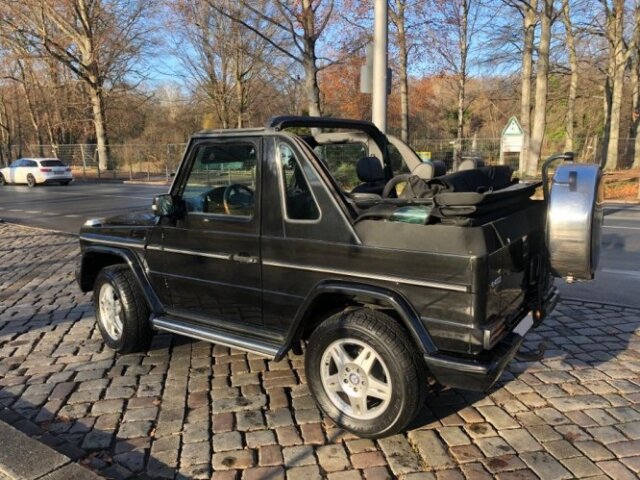 MERCEDES-BENZ G 400