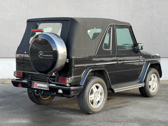 MERCEDES-BENZ G 400