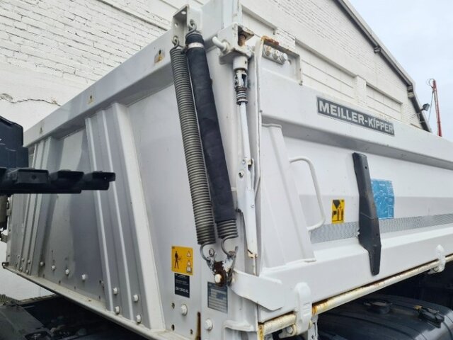 DAIMLER-BENZ Arocs