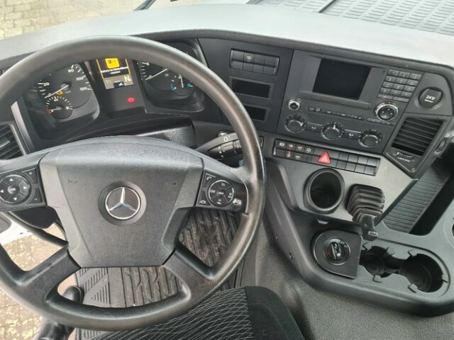 DAIMLER-BENZ Arocs