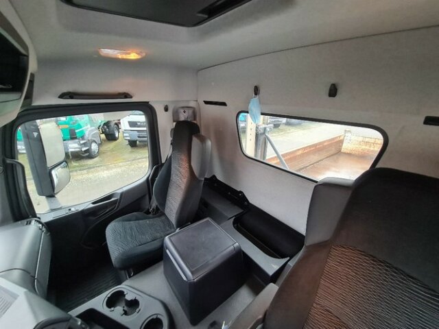 DAIMLER-BENZ Arocs