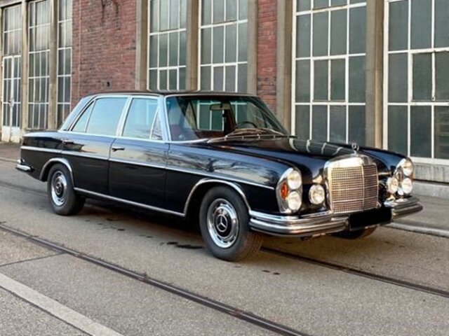 Mercedes-Benz300