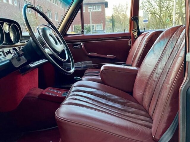 MERCEDES-BENZ 300