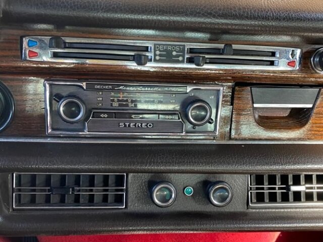 MERCEDES-BENZ 300