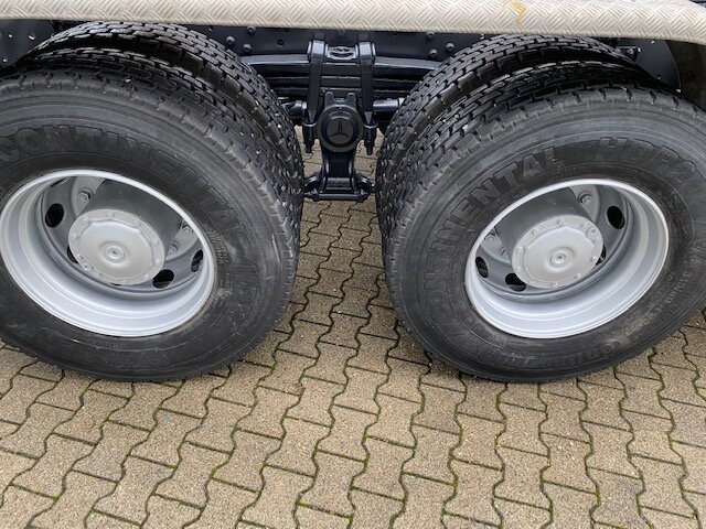 DAIMLER-BENZ Actros