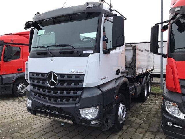 DAIMLER-BENZ Arocs