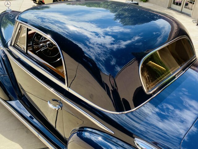 MERCEDES-BENZ 300