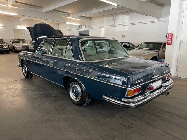 MERCEDES-BENZ 280