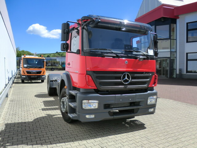 DAIMLER-BENZ Axor