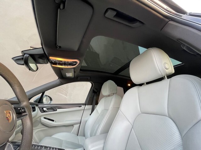 PORSCHE Andere