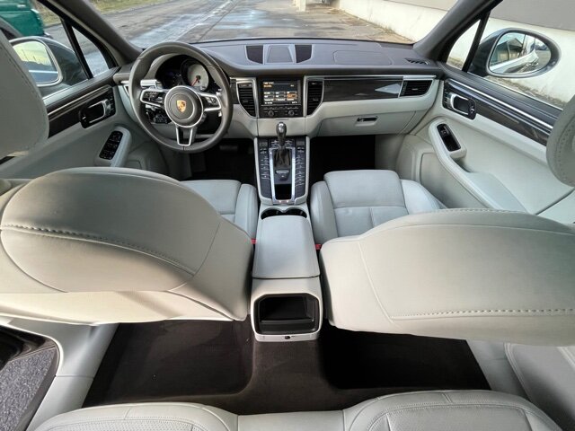 PORSCHE Andere