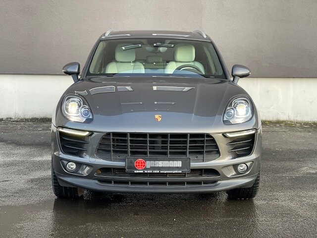 PORSCHE Andere