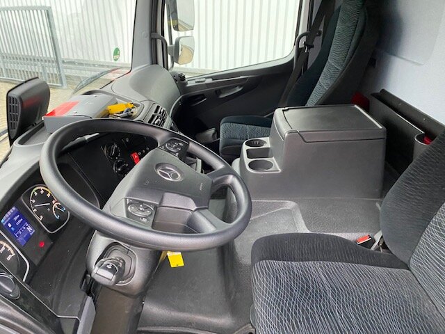 DAIMLER-BENZ Atego
