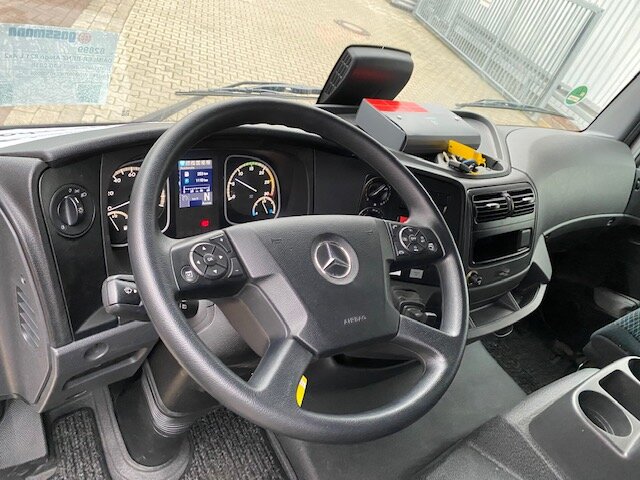 DAIMLER-BENZ Atego