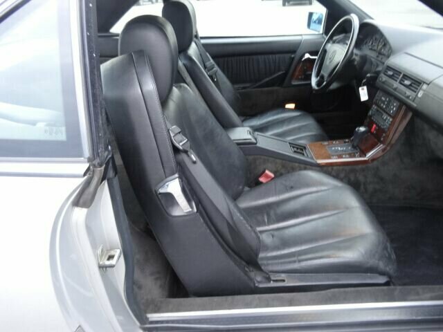 MERCEDES-BENZ SL 320
