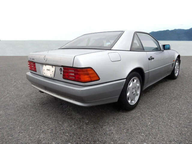 MERCEDES-BENZ SL 320