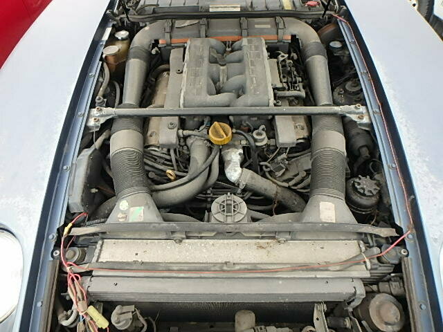 PORSCHE 928