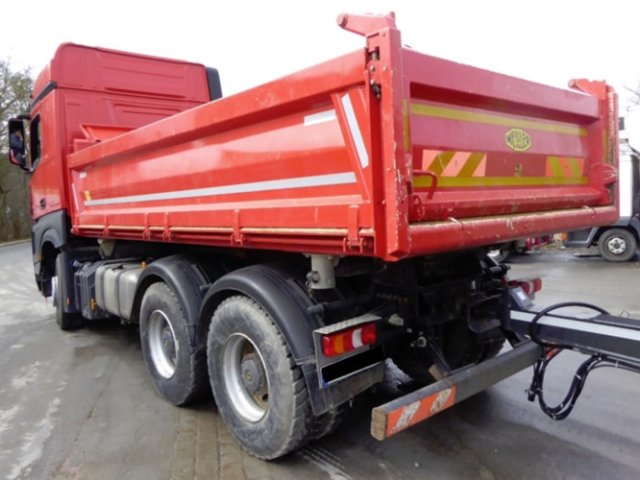 DAIMLER-BENZ Arocs